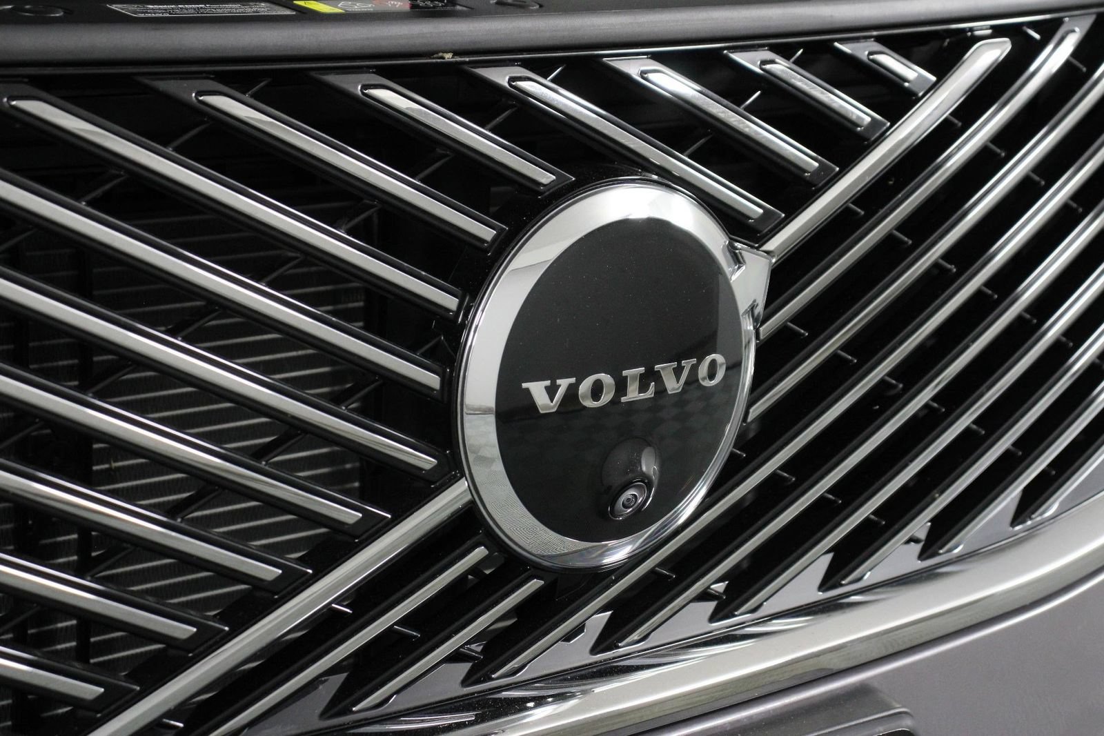 Certified 2026 Volvo XC90 B6 Plus w/ Protection Package Premier AWD/4WD image 27