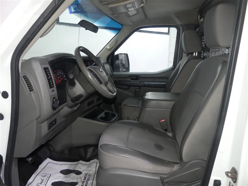 Used 2018 Nissan NV 2500 SV image 19