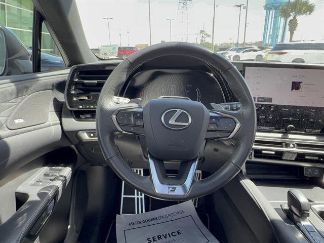 Used 2024 Lexus RX 500h F Sport w/ Convenience Package image 13