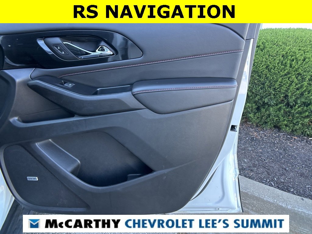 Used 2023 Chevrolet Traverse RS image 46