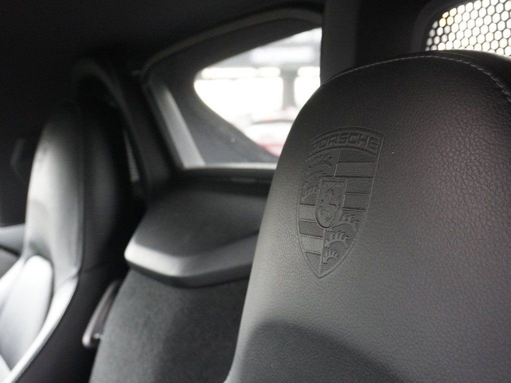 Used 2023 Porsche 718 Boxster S w/ Sport Chrono Package image 32