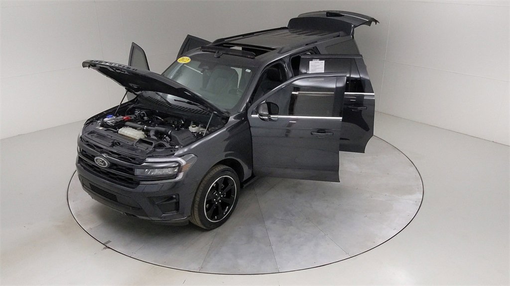 Certified 2022 Ford Expedition Max Limited image 45