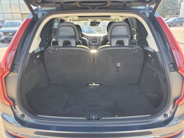 Used 2020 Volvo XC90 T6 Momentum AWD/4WD image 36