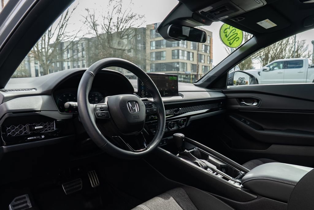 Used 2023 Honda Accord Sport image 21