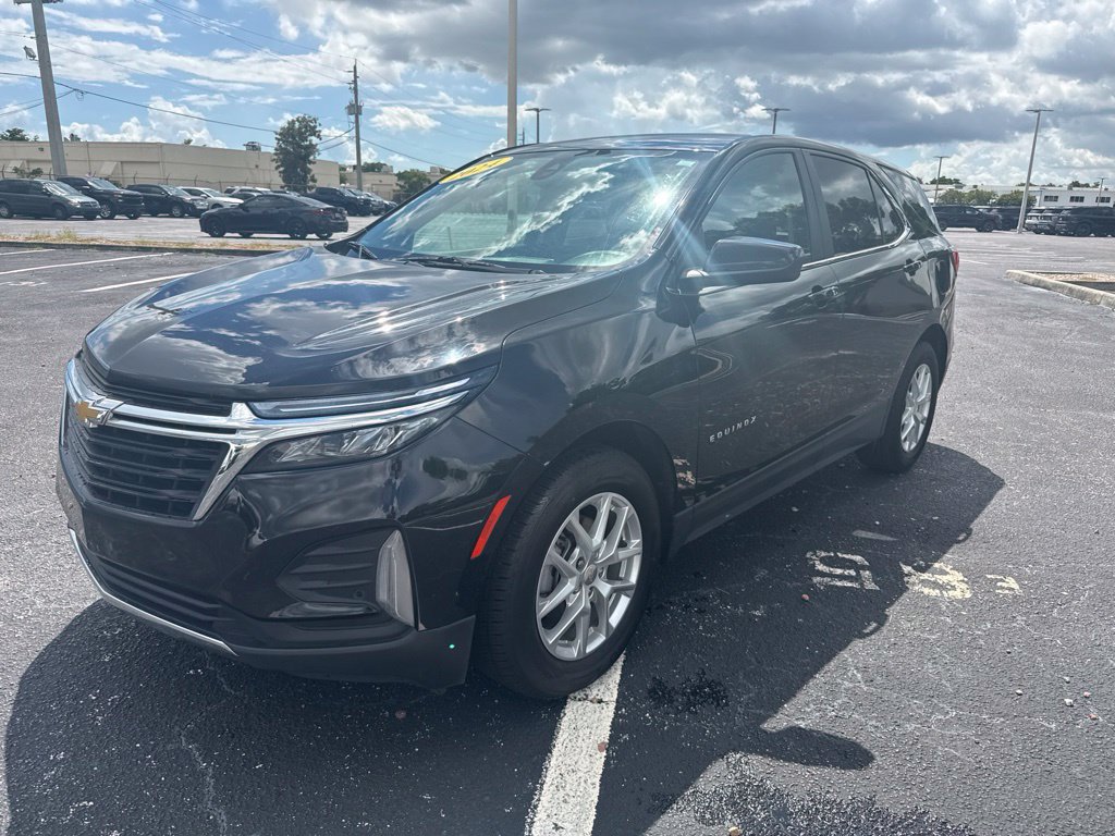 Used 2024 Chevrolet Equinox LT FWD image 3