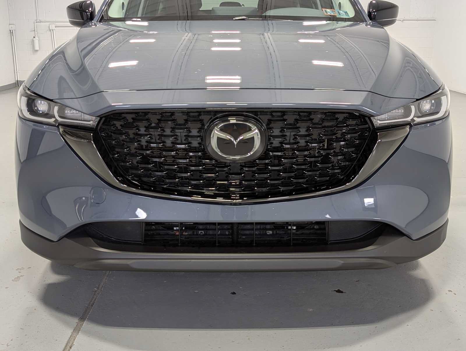 Certified 2023 MAZDA CX-5 Carbon Edition AWD/4WD image 2