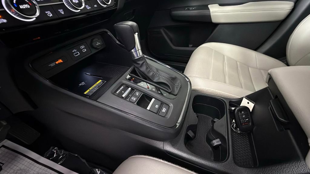 Used 2025 Honda CR-V EX-L image 22