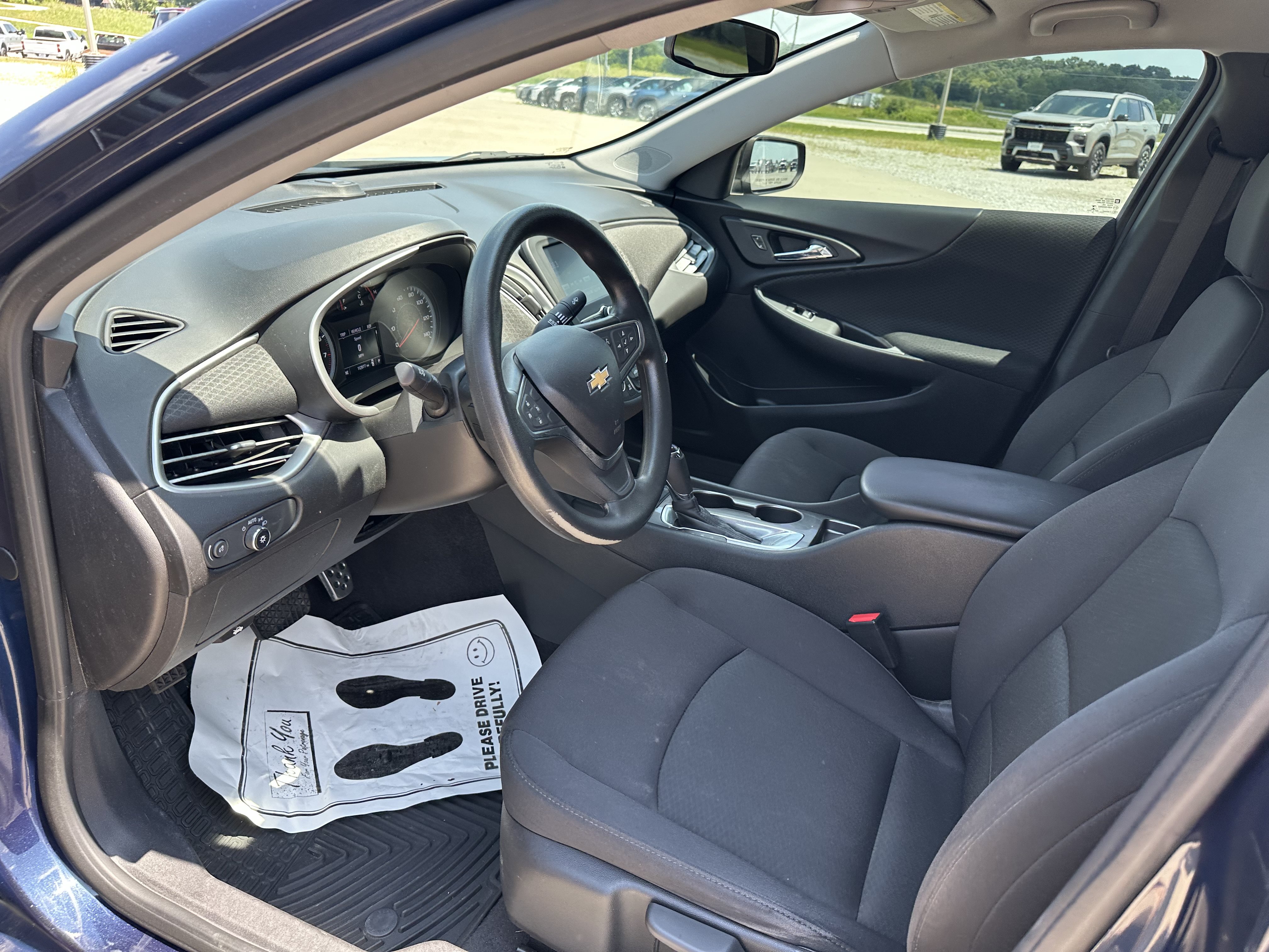 Used 2017 Chevrolet Malibu LS FWD image 8