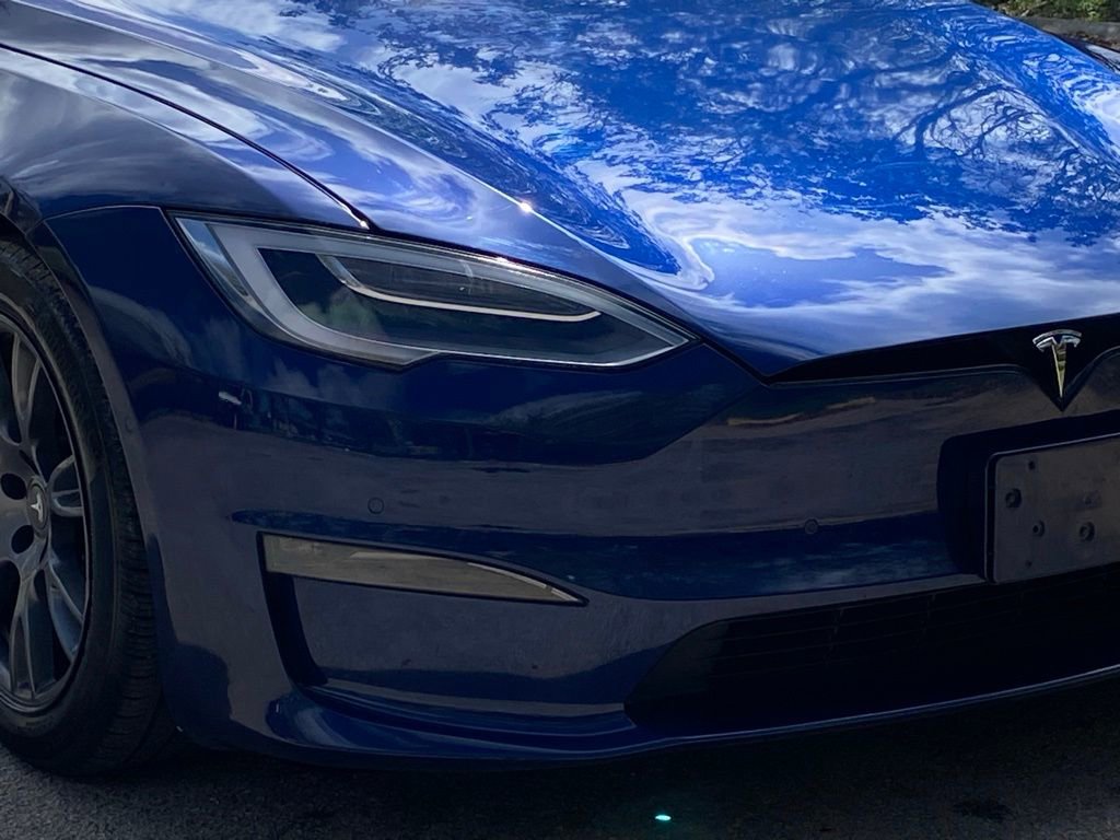 Used 2022 Tesla Model S image 11