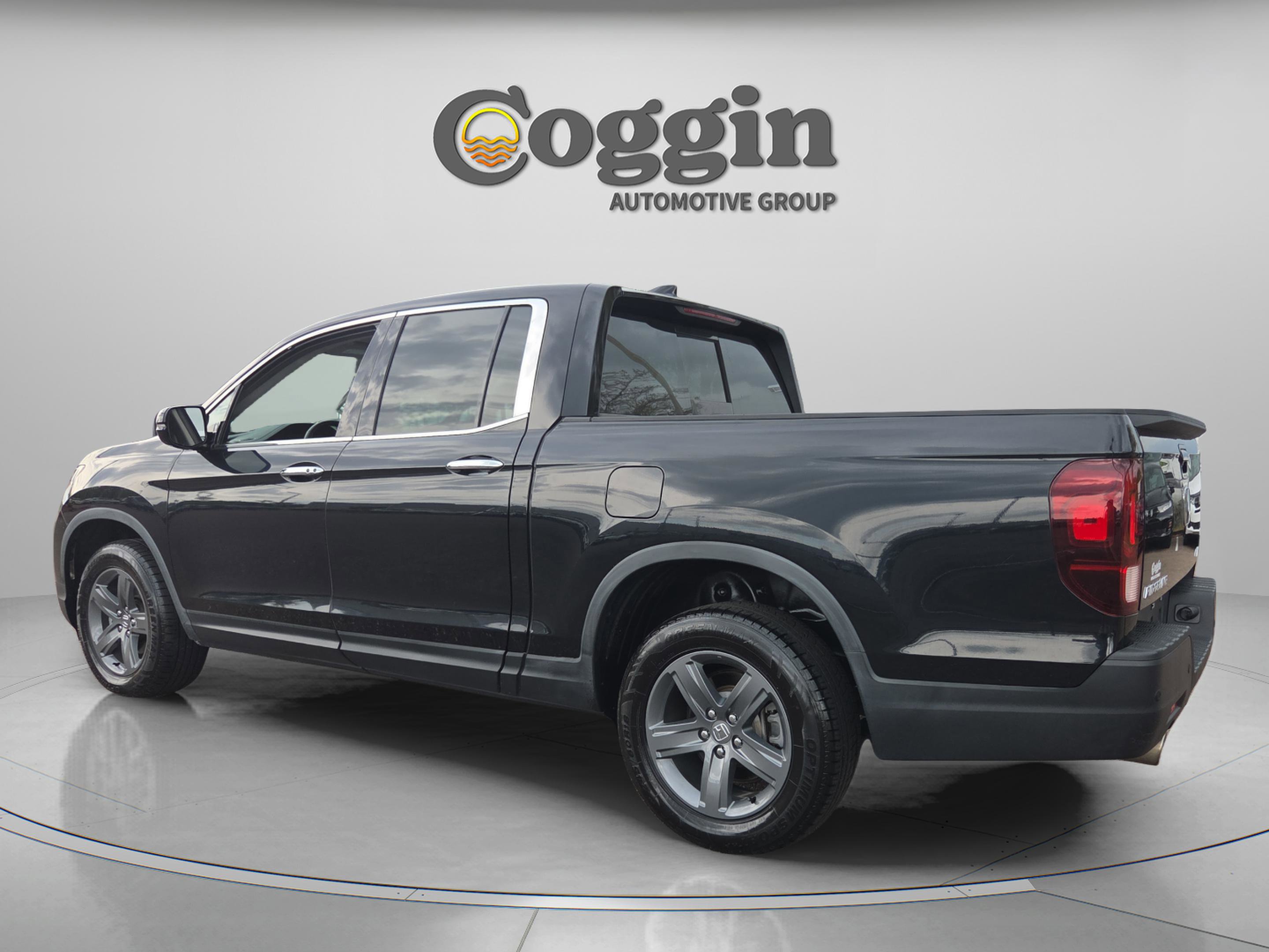 Used 2023 Honda Ridgeline RTL-E image 3