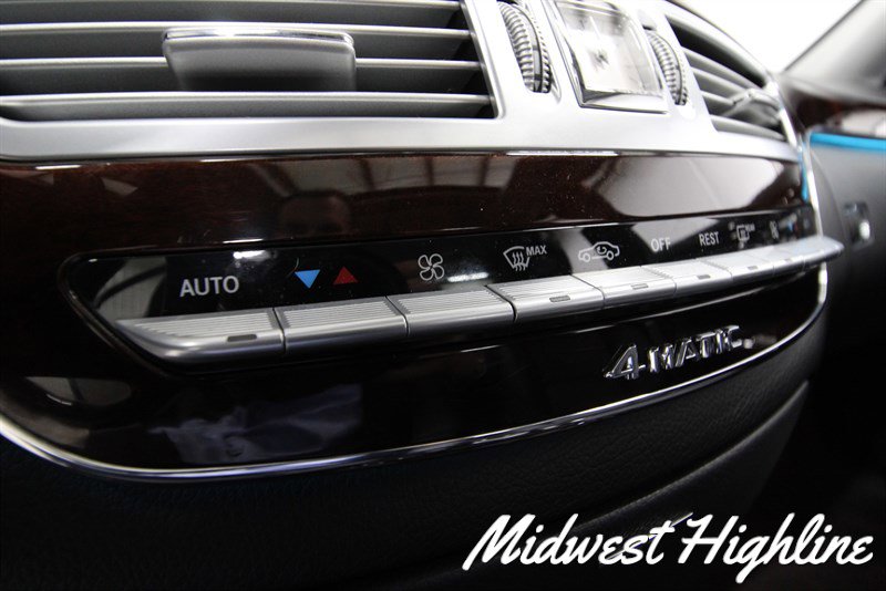 Used 2010 Mercedes-Benz S 550 4MATIC image 28
