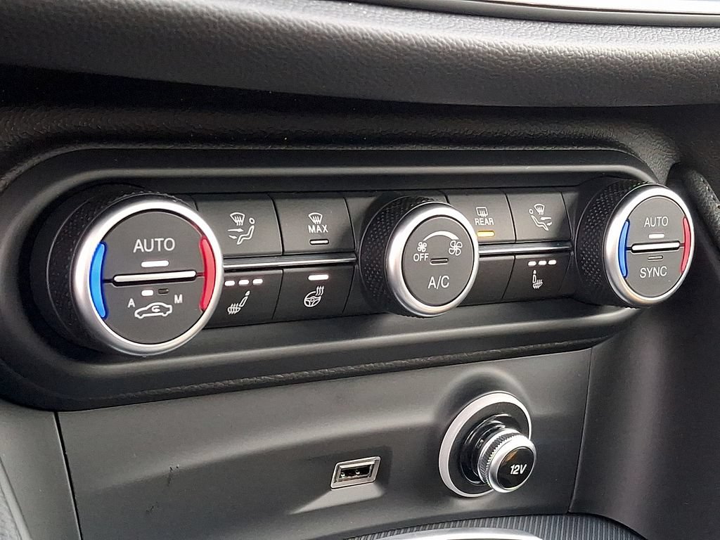 New 2026 Alfa Romeo Stelvio Sprint AWD/4WD image 11