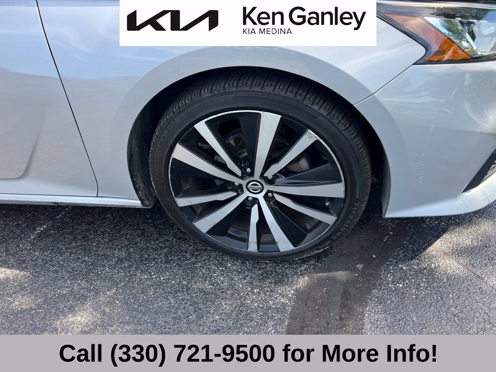 Used 2020 Nissan Altima 2.5 SR FWD image 19