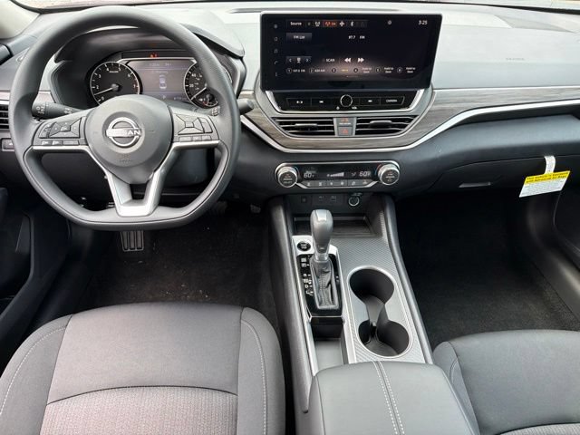 New 2026 Nissan Altima 2.5 SV w/ SV Special Edition Package FWD image 16