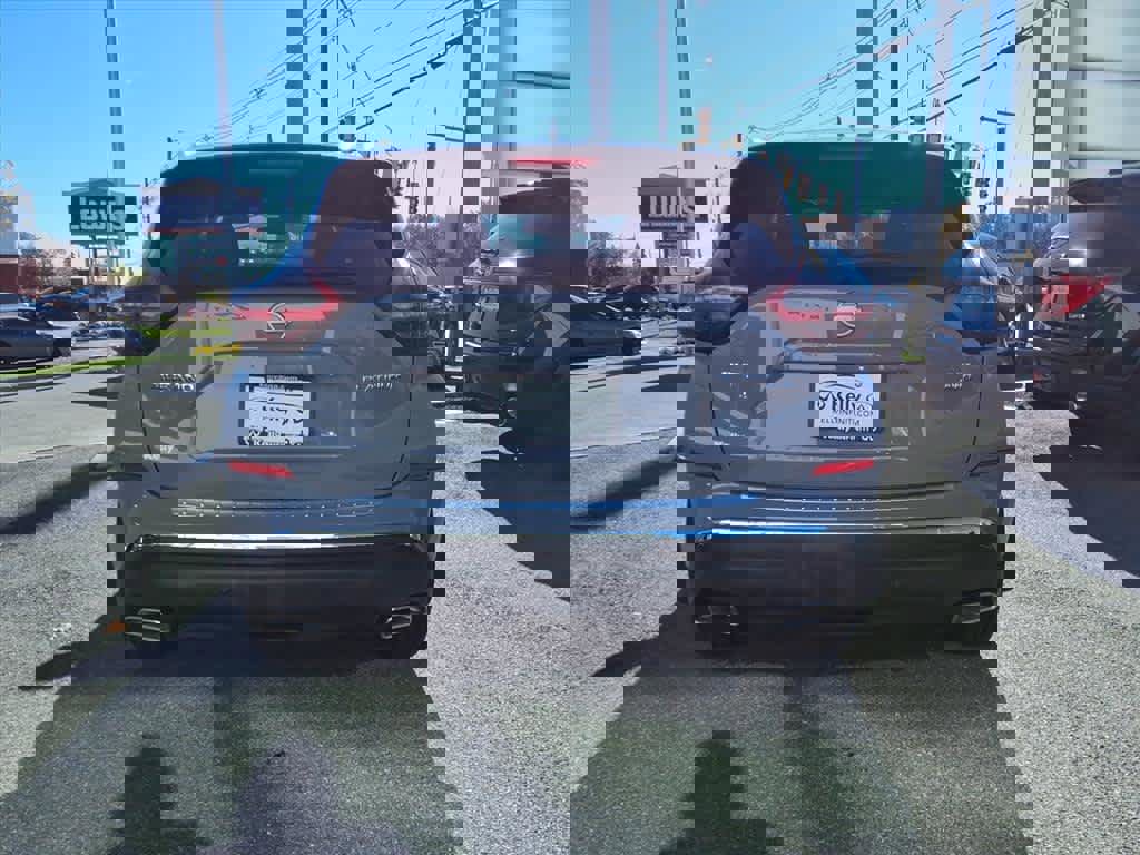 Used 2023 Nissan Murano Platinum w/ Cargo Package image 5