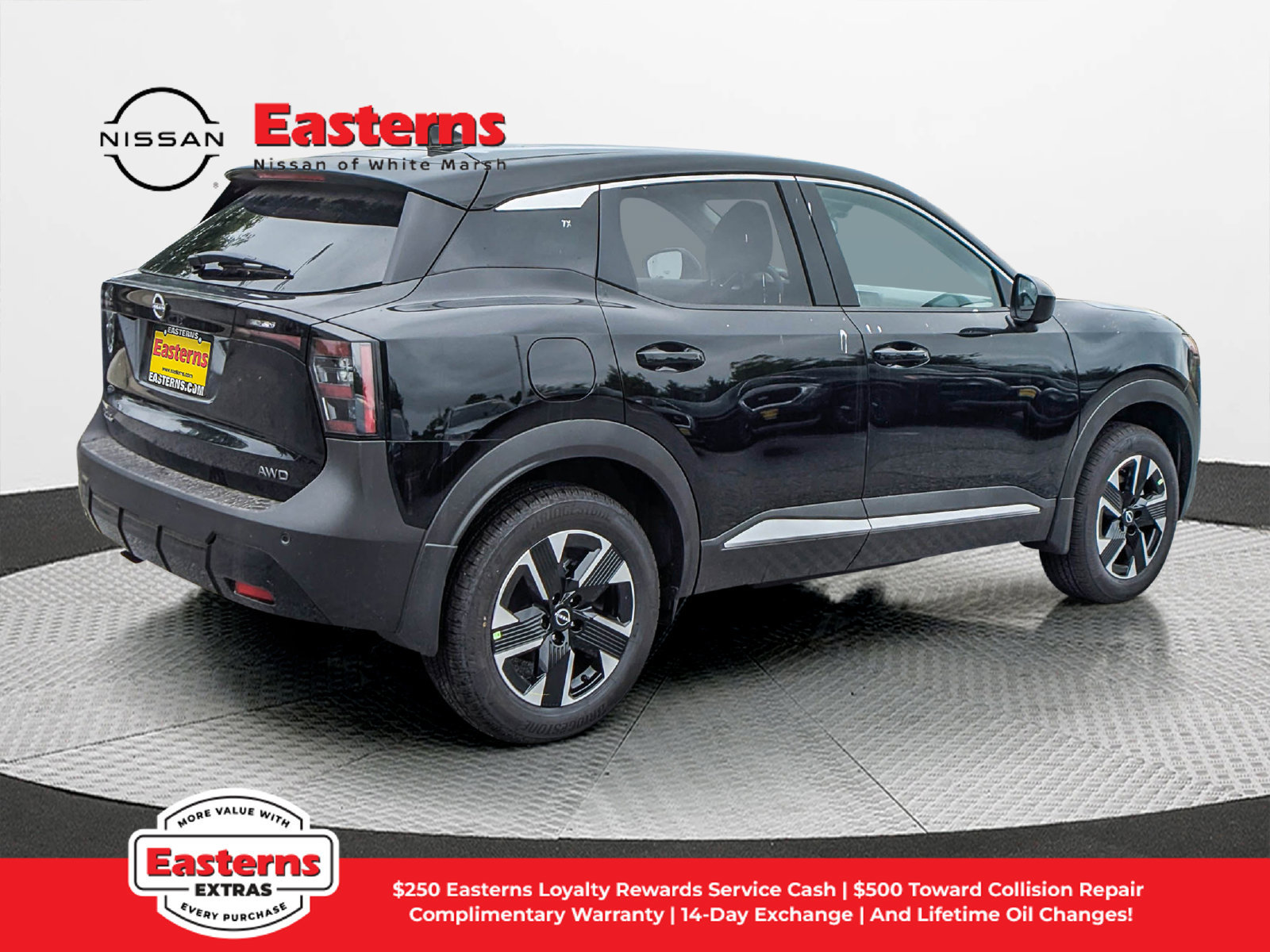 Used 2025 Nissan Kicks SV AWD/4WD image 6