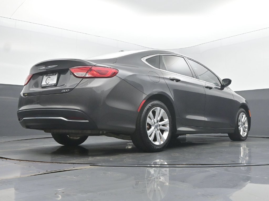 Used 2015 Chrysler 200 Limited w/ Convenience Group FWD image 50