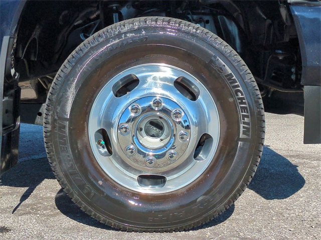 Certified 2022 Ford F350 Platinum image 11