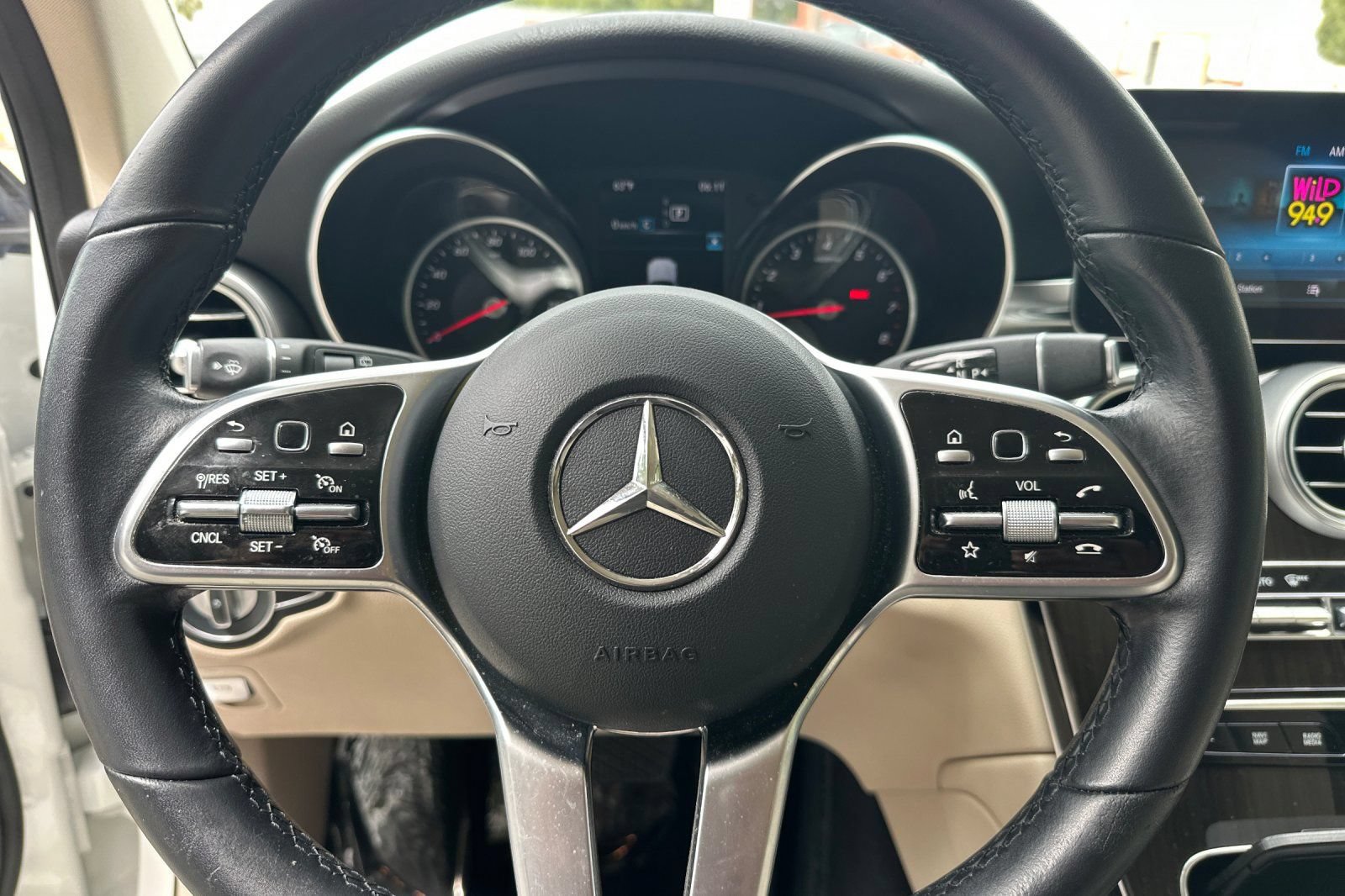 Used 2021 Mercedes-Benz GLC 300 4MATIC image 30