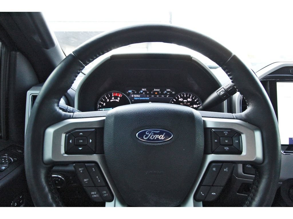 Used 2022 Ford F250 Lariat w/ Black Appearance Package AWD/4WD image 14