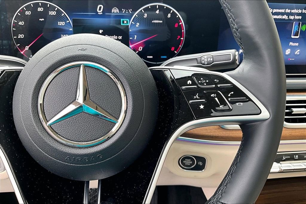 Used 2026 Mercedes-Benz GLS 450 4MATIC image 21