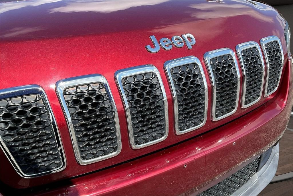 Used 2020 Jeep Cherokee Latitude FWD image 36