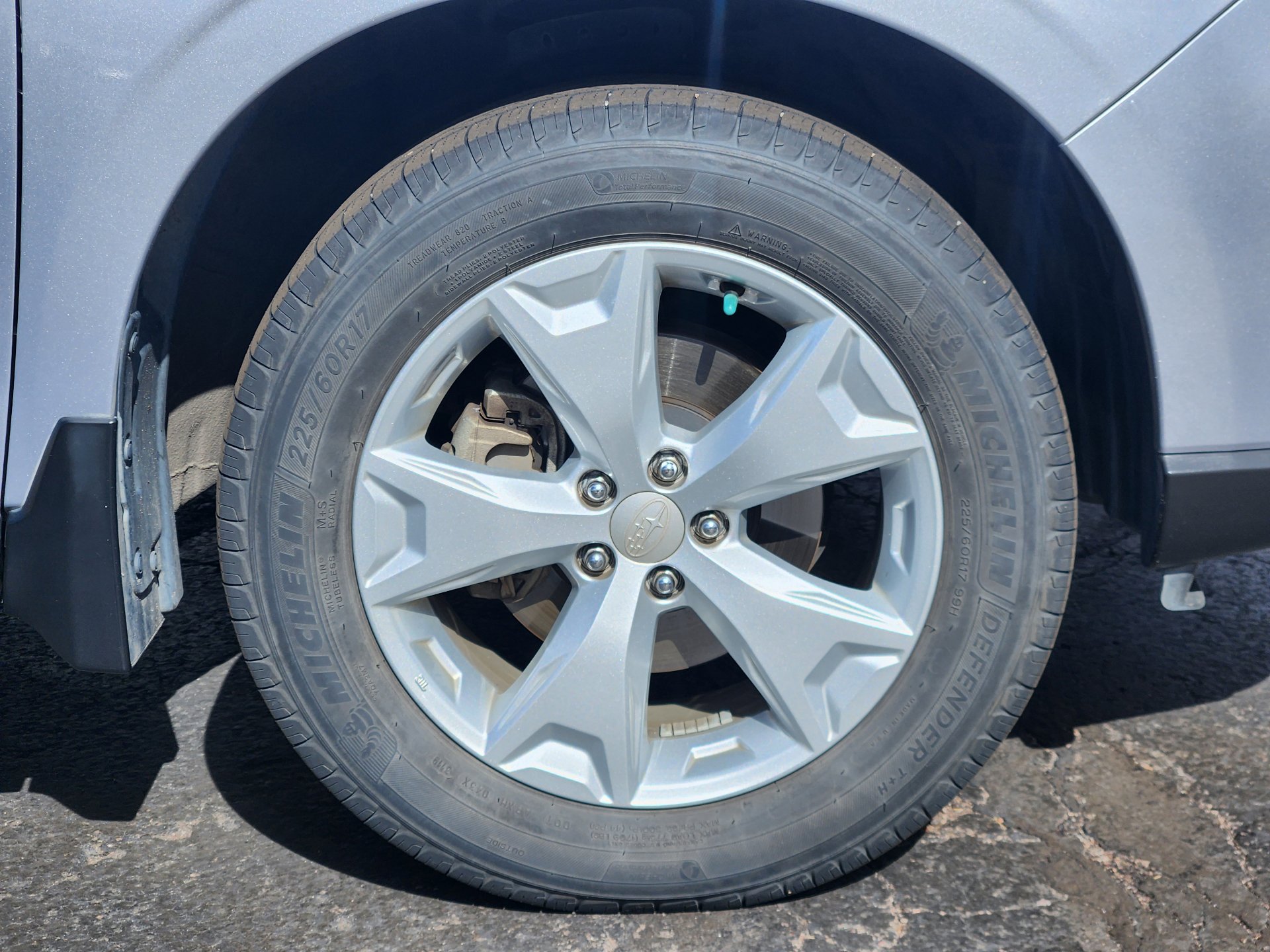 Used 2016 Subaru Forester 2.5i Limited AWD/4WD image 8