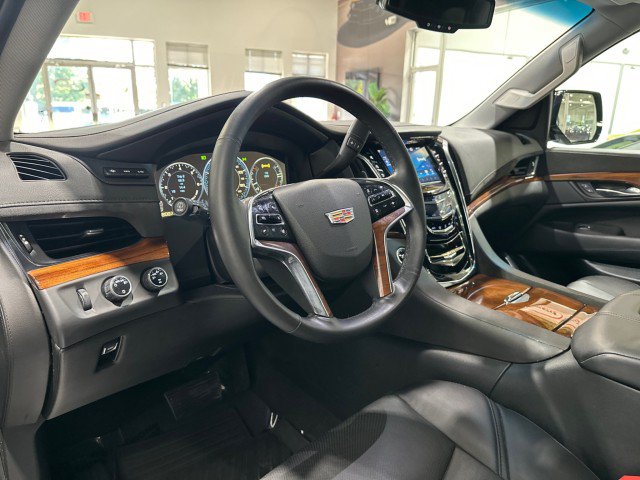 Used 2015 Cadillac Escalade Premium AWD/4WD image 44