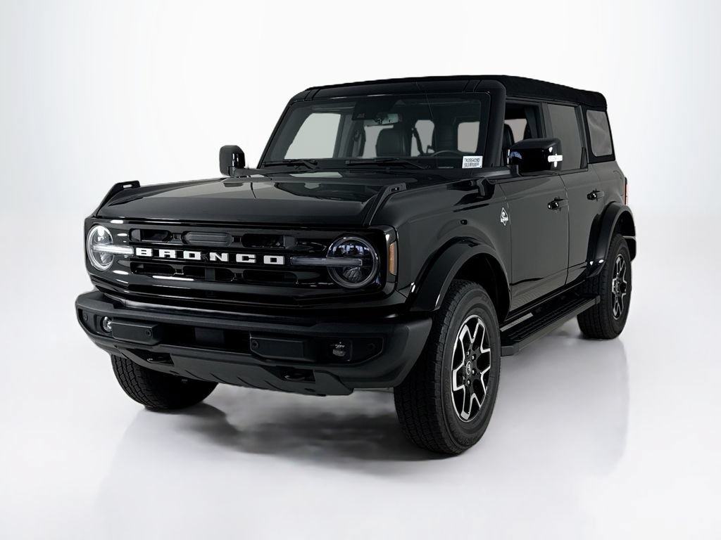 Used 2024 Ford Bronco Outer Banks AWD/4WD image 1