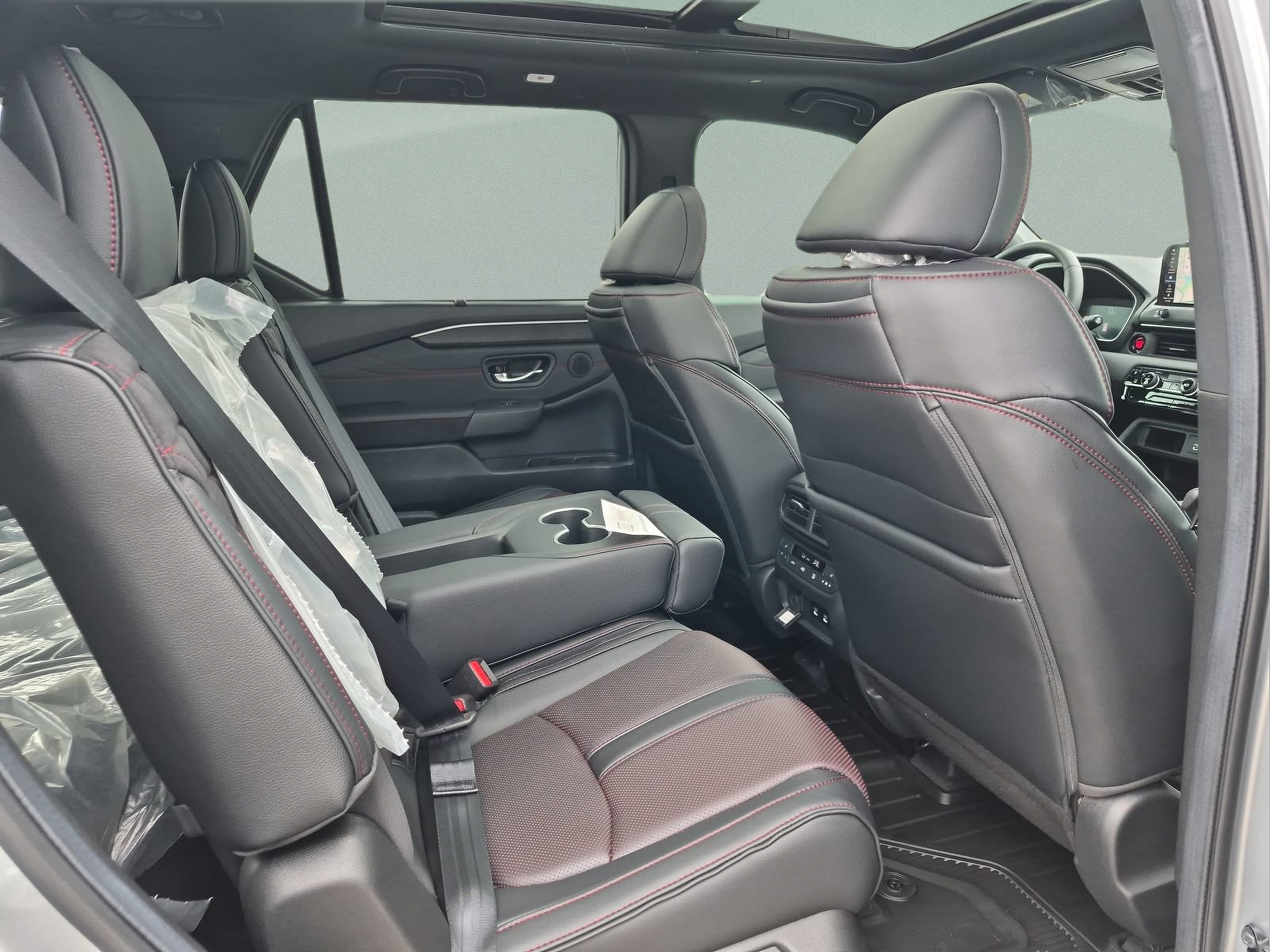 New 2026 Honda Pilot Black Edition image 18