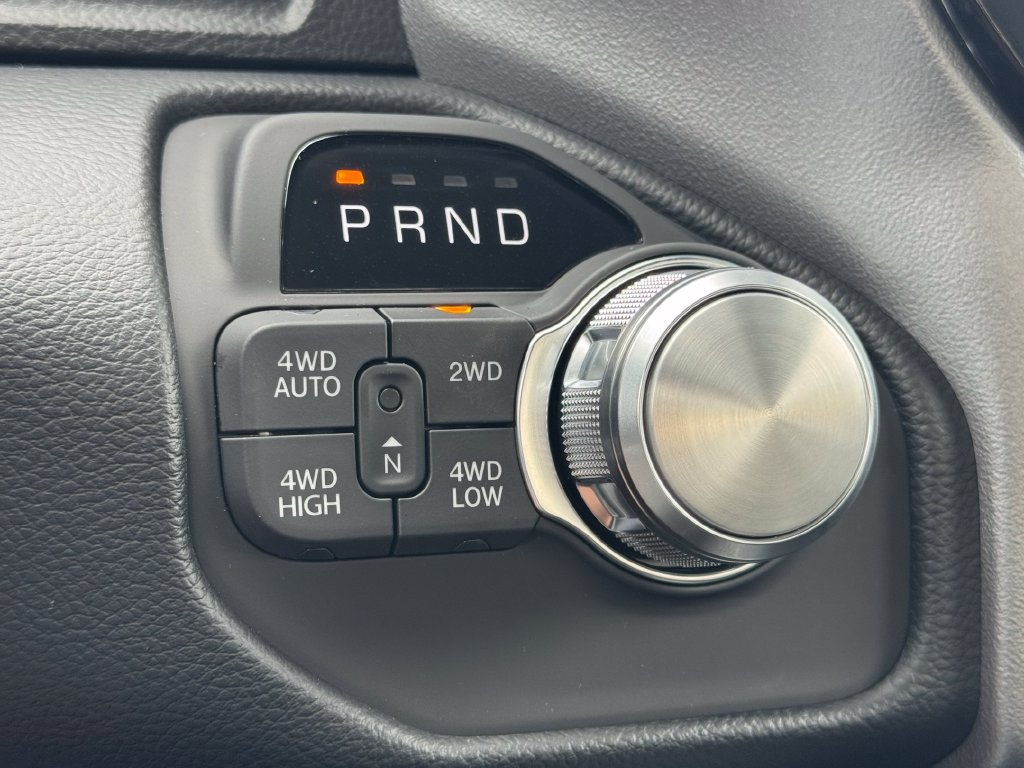 New 2027 RAM 1500 Laramie AWD/4WD image 24