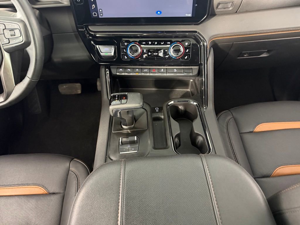 Used 2024 GMC Sierra 1500 AT4 w/ Technology Package image 15