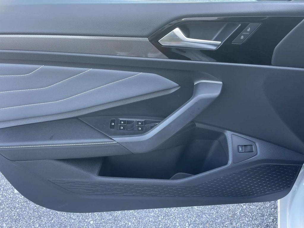 New 2027 Volkswagen Jetta SEL FWD image 21