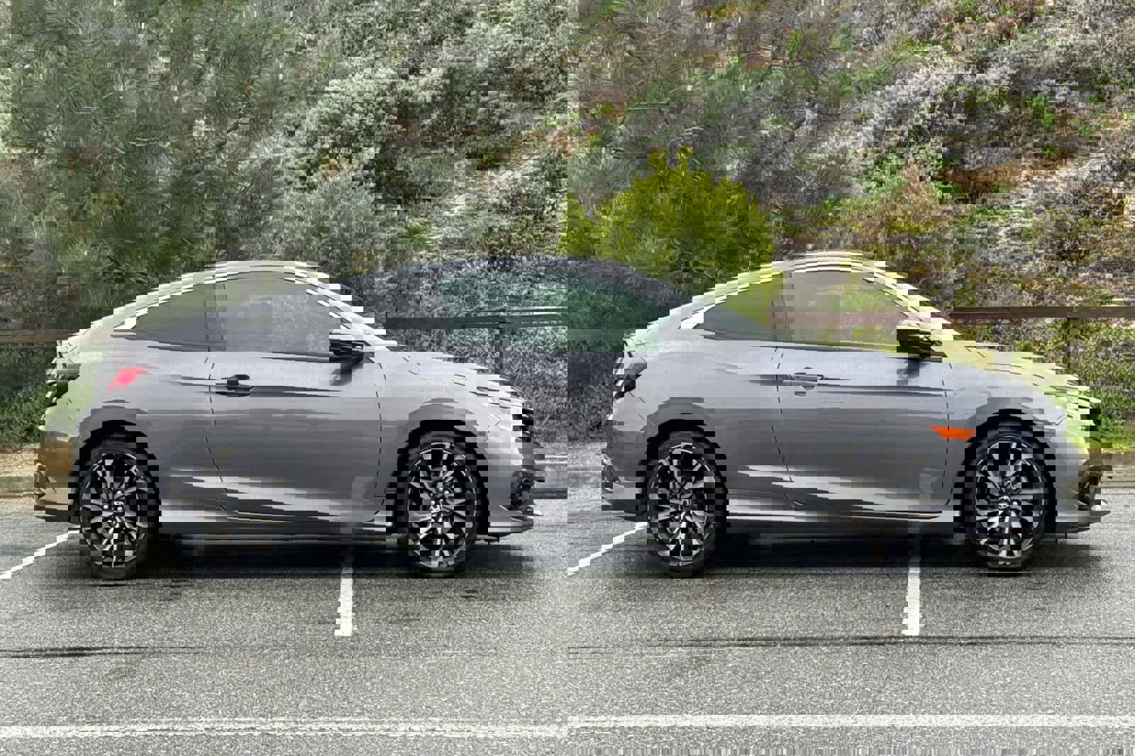 Used 2019 Honda Civic Sport image 6