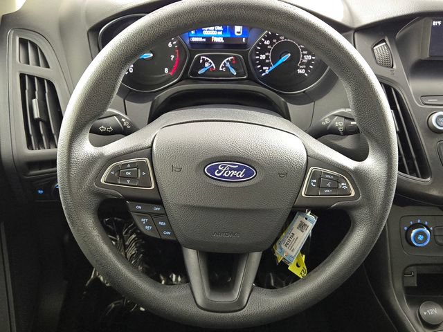 Used 2018 Ford Focus SE FWD image 25
