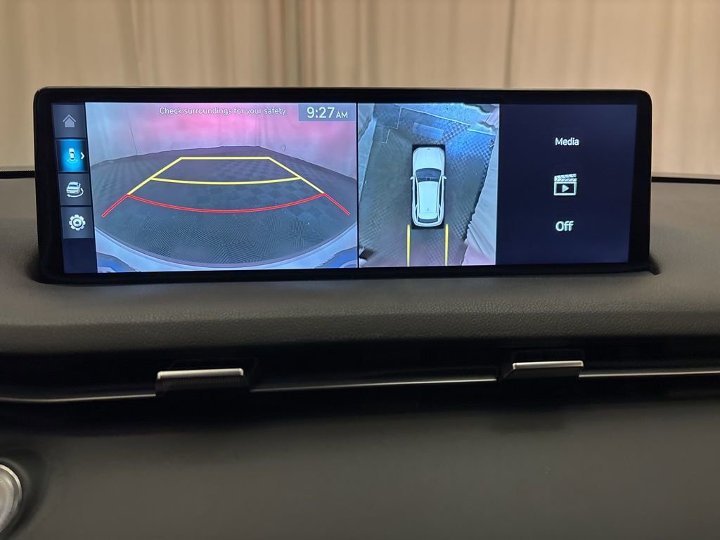 Used 2025 Genesis Electrified GV70 Advanced image 19