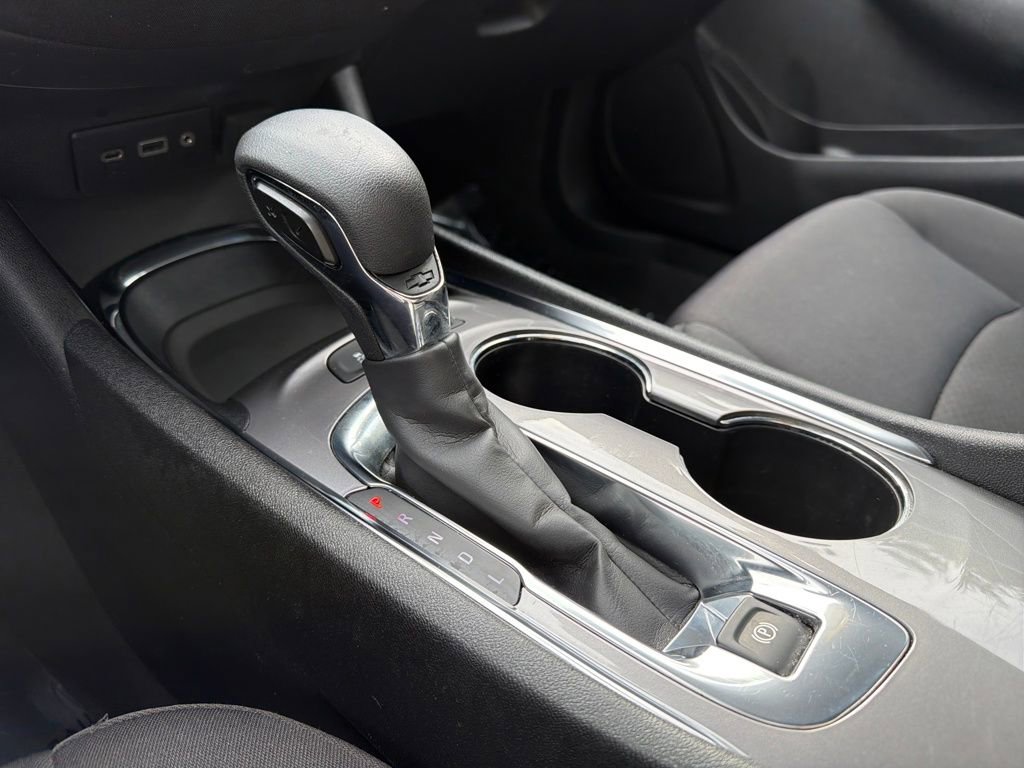 Used 2024 Chevrolet Malibu LT image 22