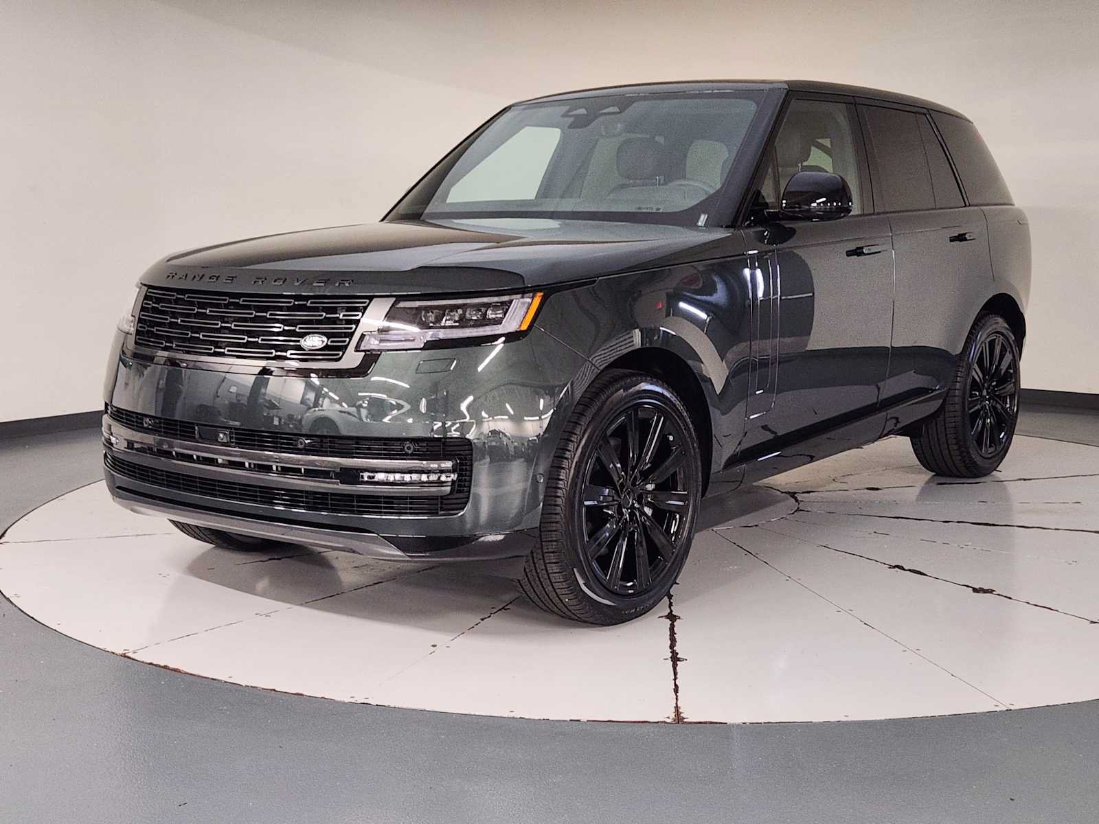 New 2026 Land Rover Range Rover SE AWD/4WD image 1
