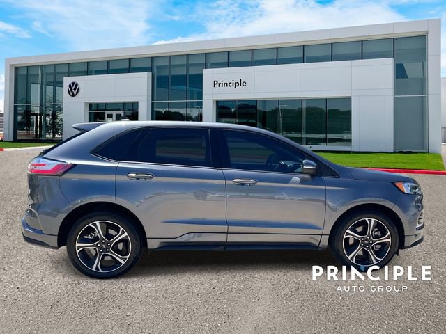 Used 2023 Ford Edge ST image 5