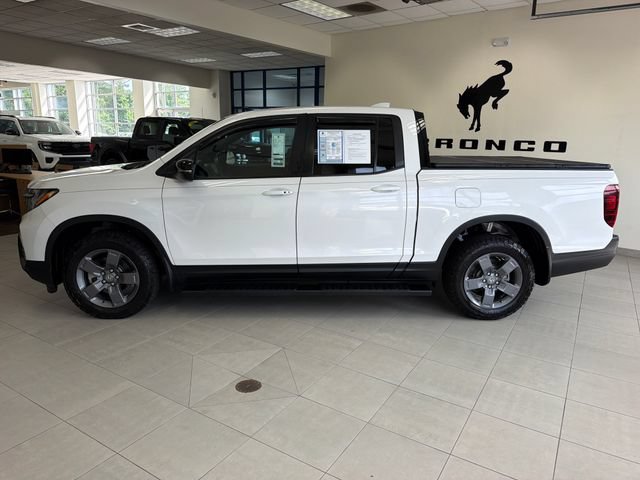 Used 2025 Honda Ridgeline TrailSport image 4
