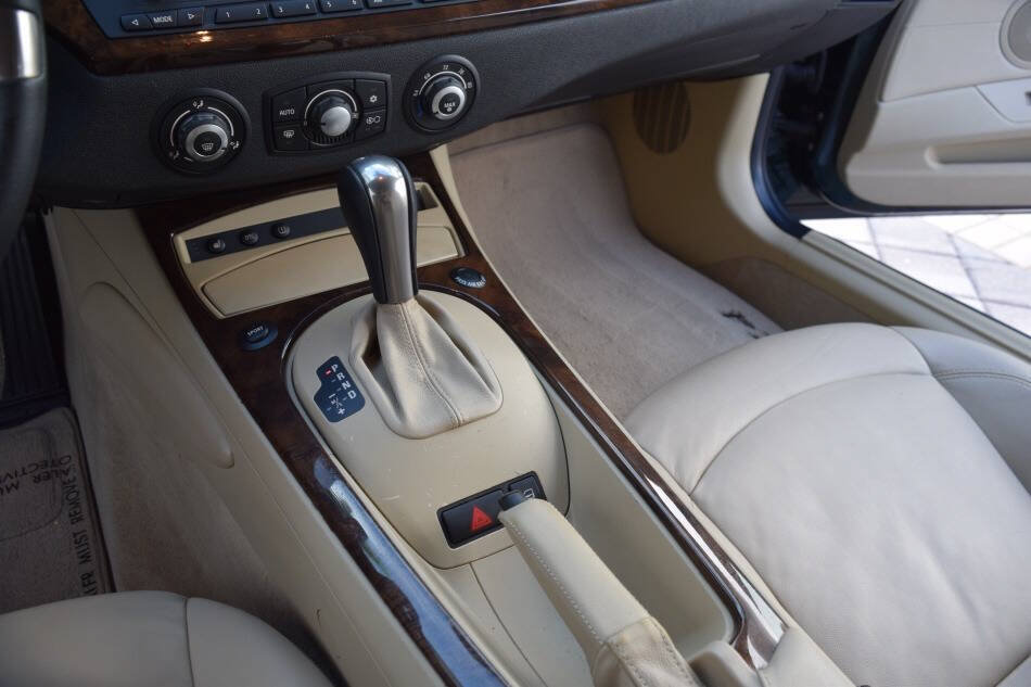Used 2008 BMW Z4 3.0si RWD image 58