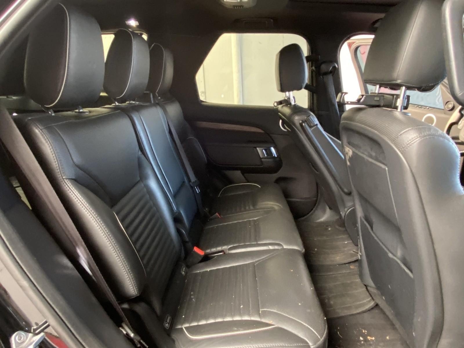 Used 2019 Land Rover Discovery HSE AWD/4WD image 13