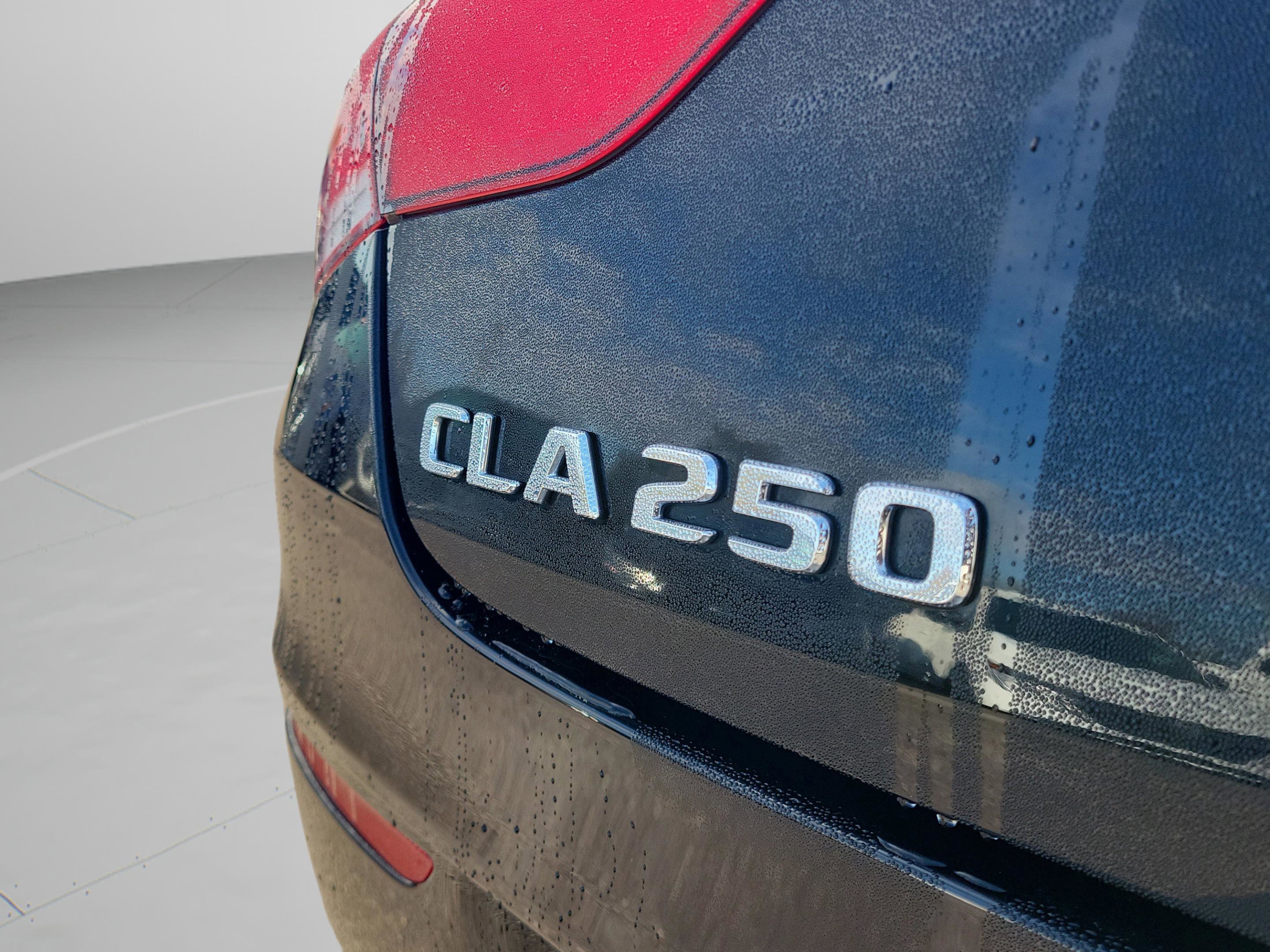 Used 2021 Mercedes-Benz CLA 250 image 7