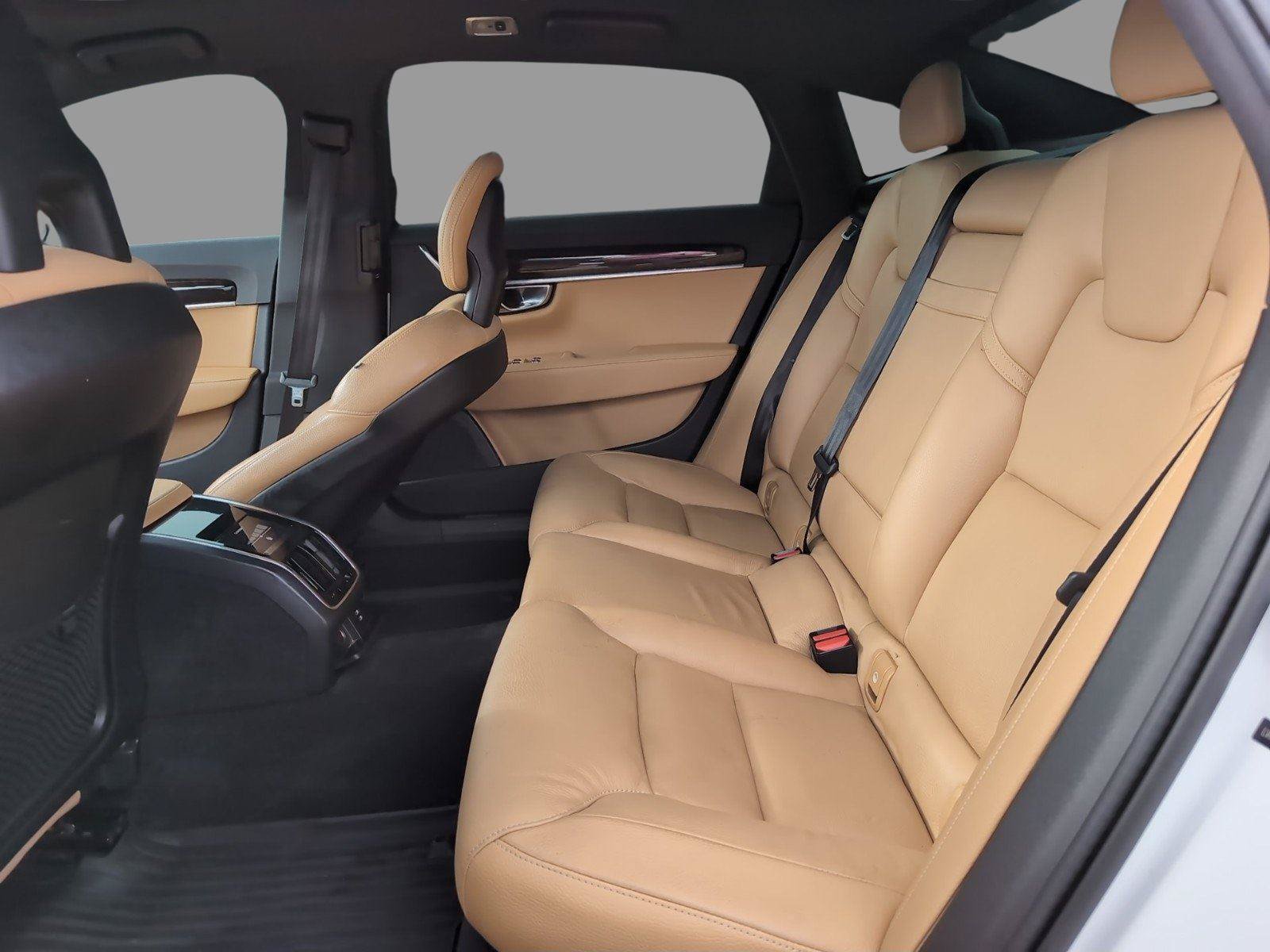 Used 2018 Volvo S90 T6 Momentum w/ Convenience Package AWD/4WD image 34