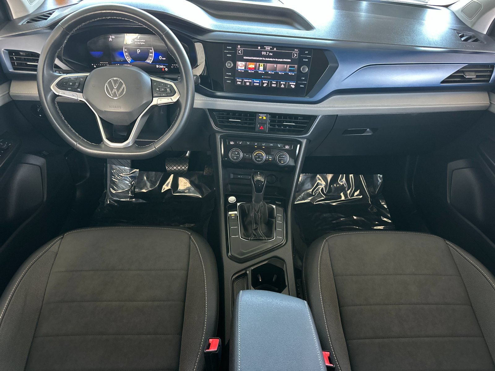 Used 2024 Volkswagen Taos SE FWD image 9