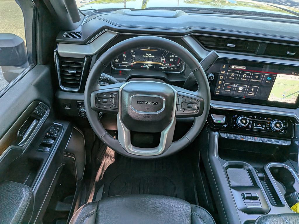 Used 2025 GMC Sierra 2500 Denali w/ Denali Reserve Package image 15