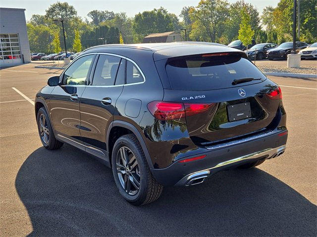 New 2026 Mercedes-Benz GLA 250 4MATIC image 5