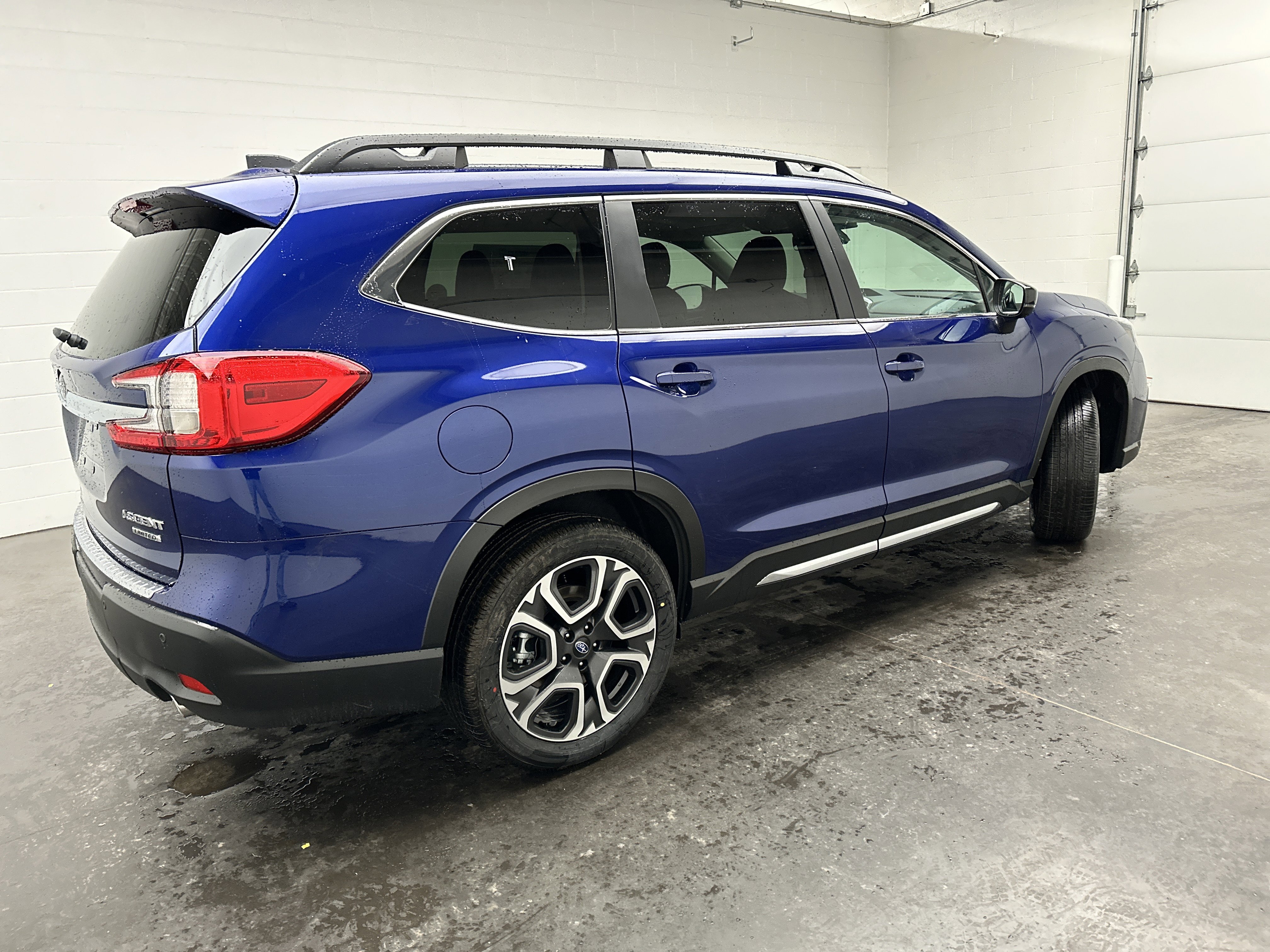 New 2026 Subaru Ascent Limited AWD/4WD image 8