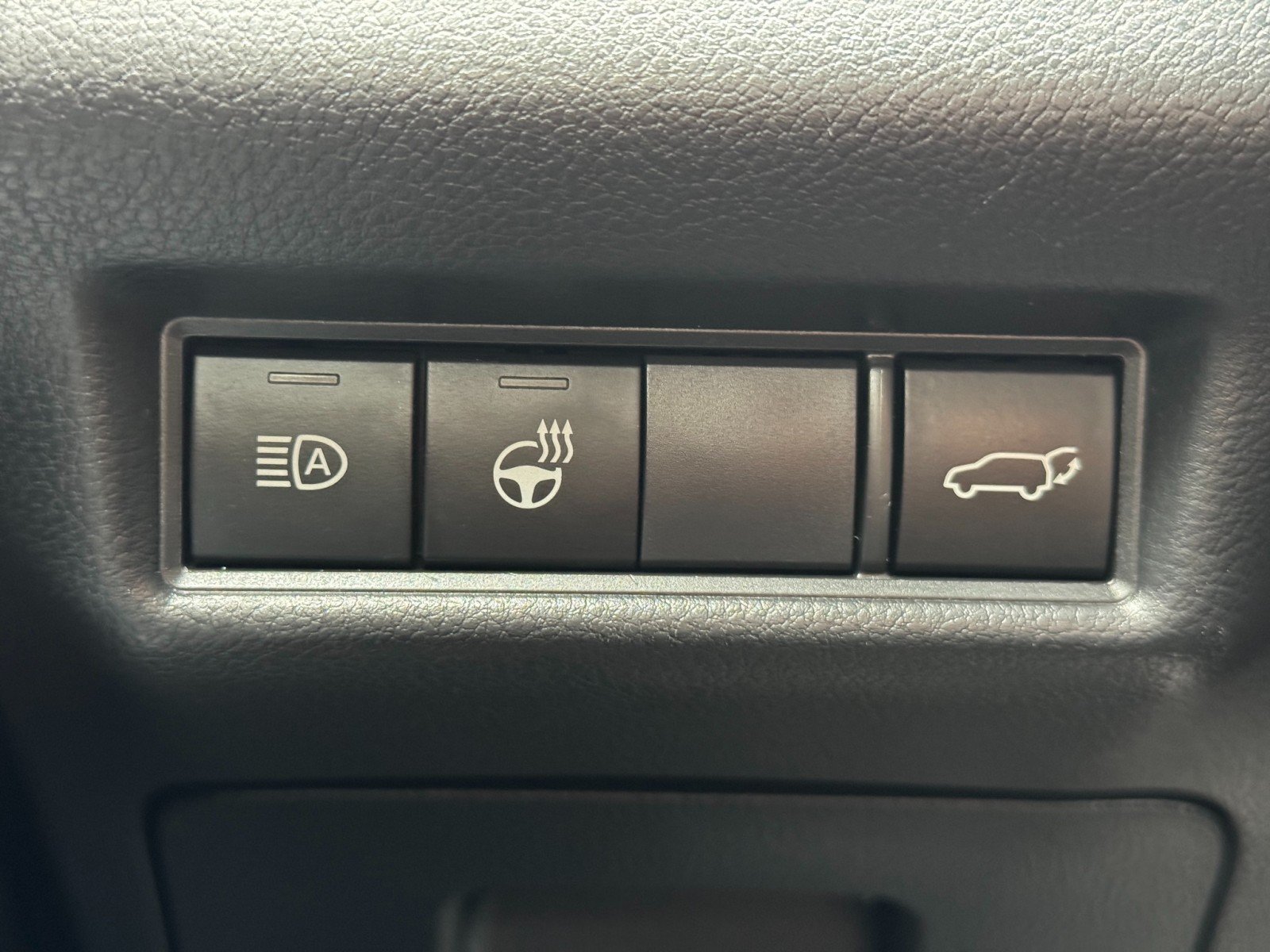 Used 2024 Toyota Grand Highlander FWD image 18
