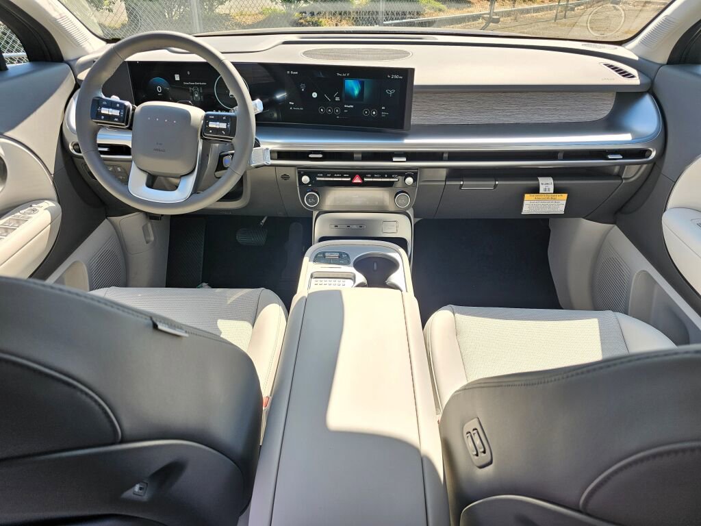 New 2026 Hyundai Ioniq 9 SEL image 14